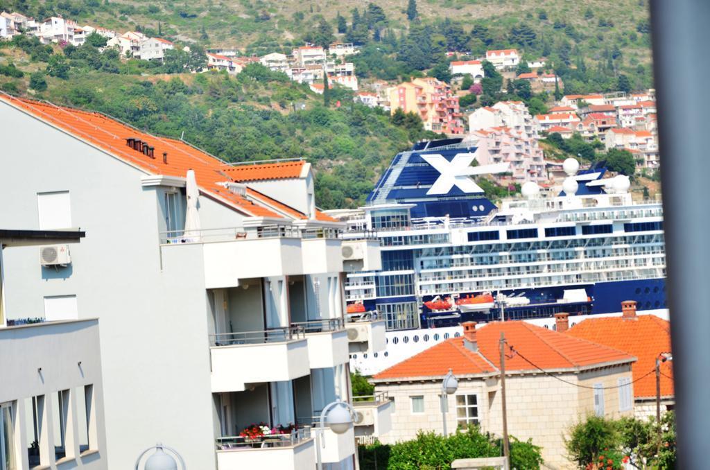 1 Apartmant & 1 Delux Room With Bathroom Dubrovnik Eksteriør billede